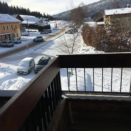 De Montagne Mijoux